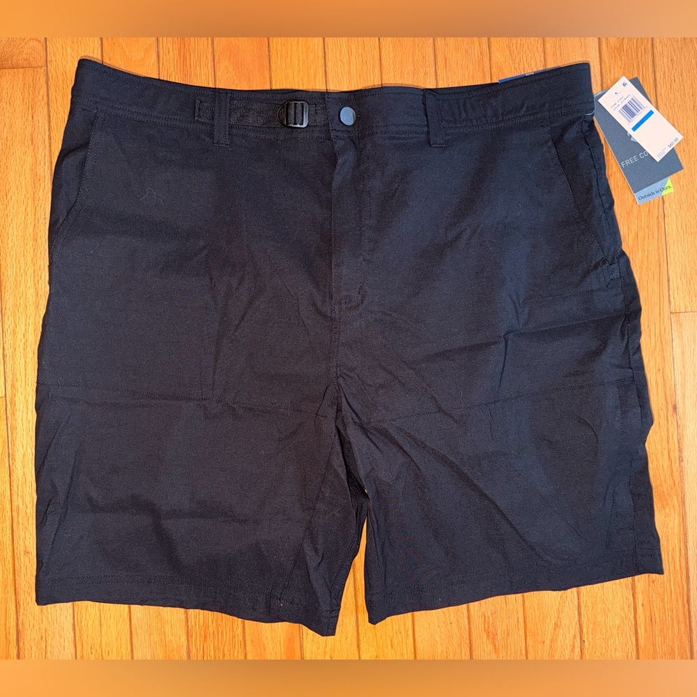 NWT Men’s Free Country Trek Shorts Explorer Series Jet Black 9" Inseam